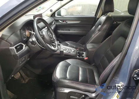 2021 Mazda Cx-5 Carbon Edition z USA, uszkodzony, nr VIN JM3KFBCY2M0465526